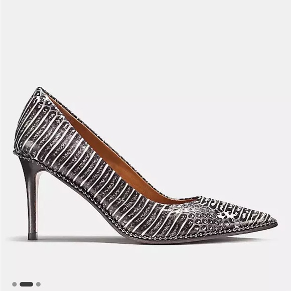 Coach Beadchain Pump In Snakeskin - Picture 2 of 10